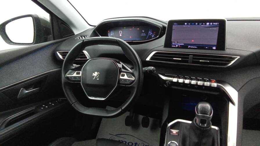 Mandataire Automobile occasion, recherche de Peugeot 5008-puretech-130-allure - E-Motors