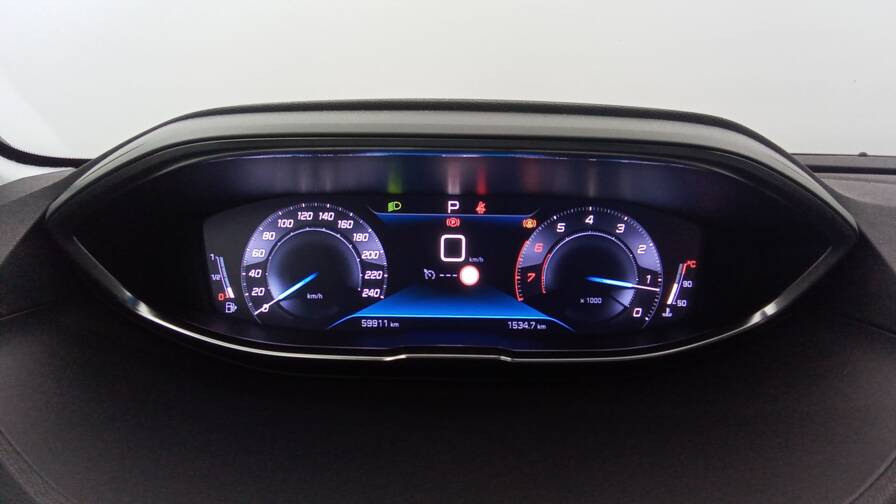 Mandataire Automobile occasion, recherche de Peugeot 5008-puretech-130-eat8-active-camera-pdc-ar-av - E-Motors