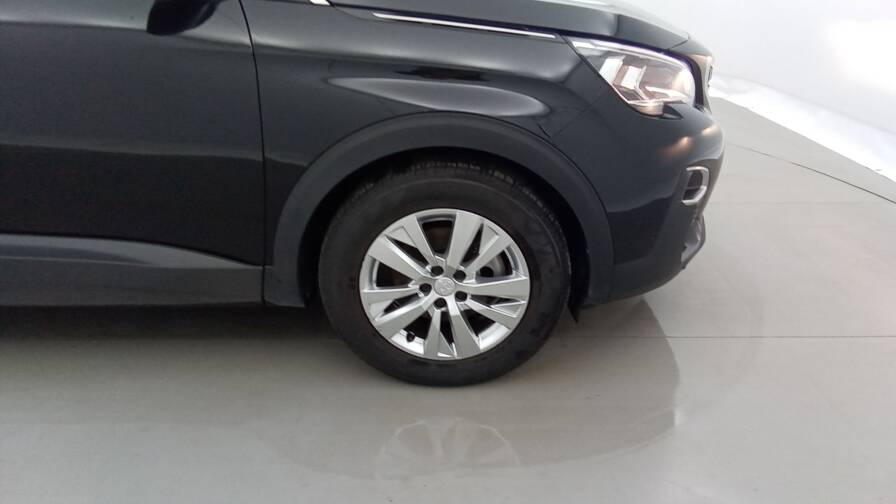 Mandataire Automobile occasion, recherche de Peugeot 5008-puretech-130-eat8-active-camera-pdc-ar-av - E-Motors