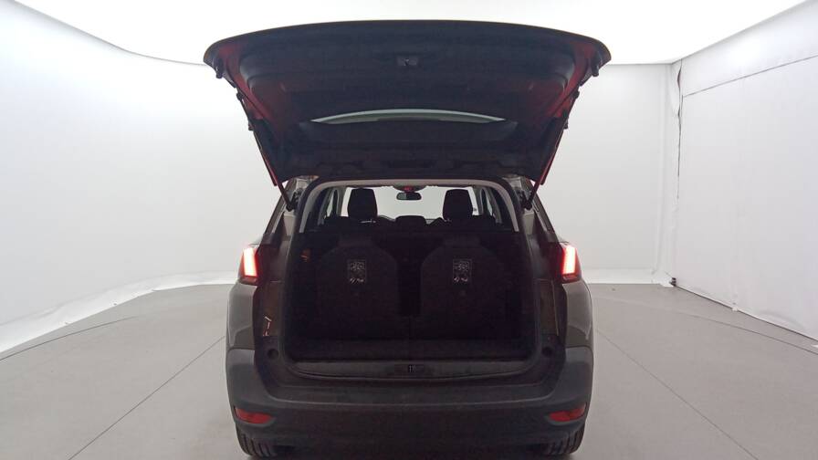 Mandataire Automobile occasion, recherche de Peugeot 5008-puretech-130-eat8-active-gps - E-Motors