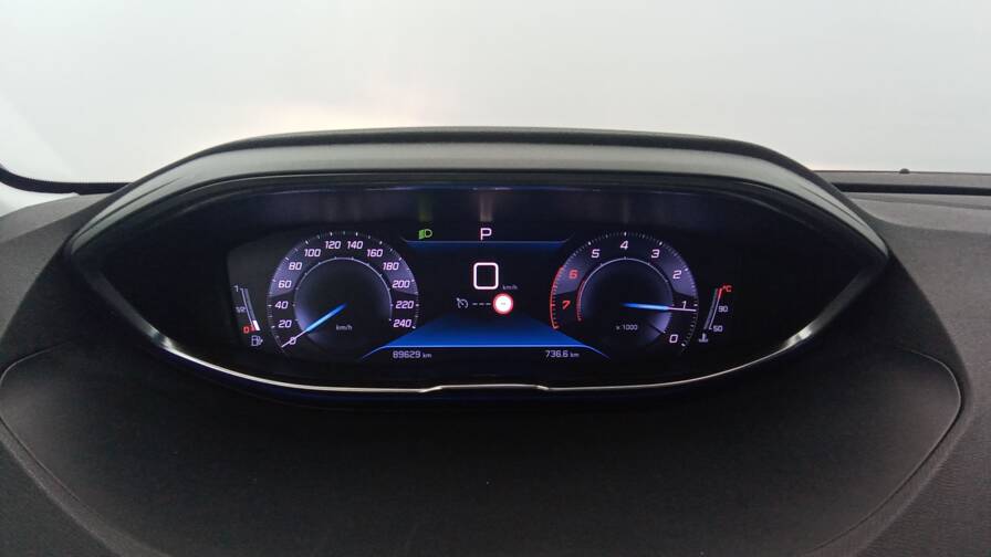 Mandataire Automobile occasion, recherche de Peugeot 5008-puretech-130-eat8-active-gps - E-Motors