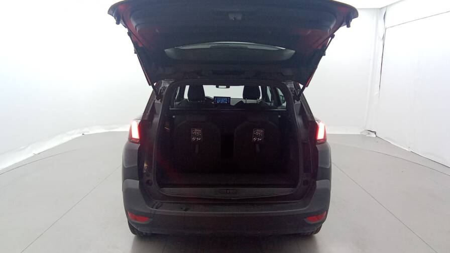 Mandataire Automobile occasion, recherche de Peugeot 5008-puretech-130-eat8-active-pack-plus-gps - E-Motors