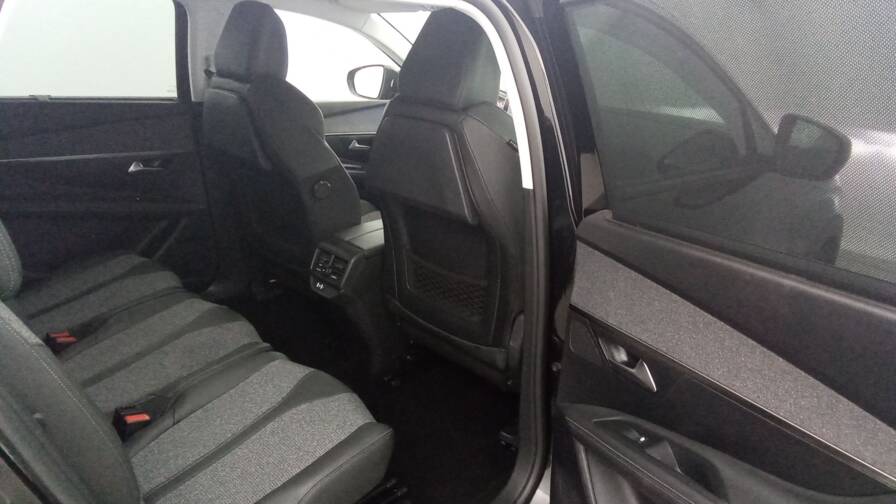 Mandataire Automobile occasion, recherche de Peugeot 5008-puretech-130-eat8-allure - E-Motors