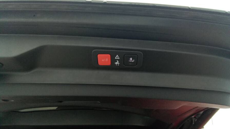 Mandataire Automobile occasion, recherche de Peugeot 5008-puretech-130-eat8-allure - E-Motors