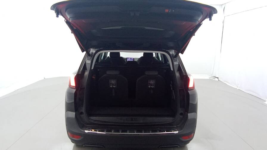 Mandataire Automobile occasion, recherche de Peugeot 5008-puretech-130-eat8-allure - E-Motors