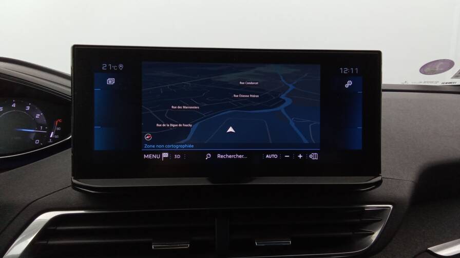 Mandataire Automobile occasion, recherche de Peugeot 5008-puretech-130-eat8-allure-pack-plus-attelage - E-Motors