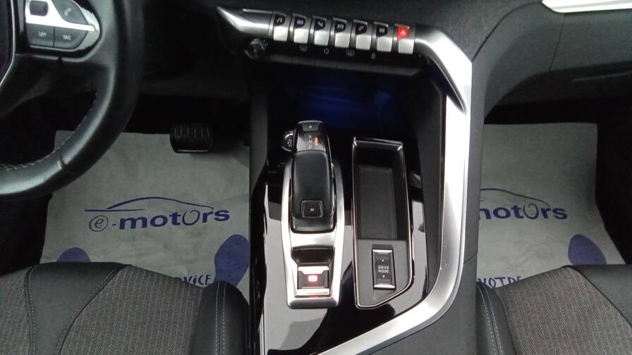 Mandataire Automobile occasion, recherche de Peugeot 5008-puretech-130-eat8-allure-pack - E-Motors