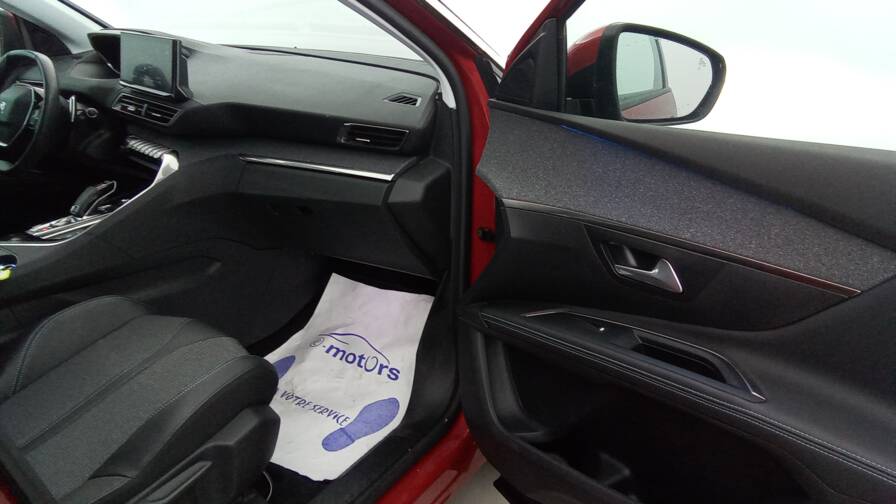 Mandataire Automobile occasion, recherche de Peugeot 5008-puretech-130-eat8-allure-pack - E-Motors