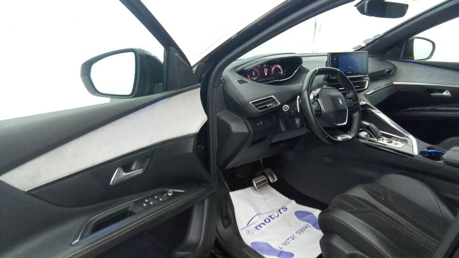 Mandataire Automobile occasion, recherche de Peugeot 5008-puretech-130-eat8-gt - E-Motors