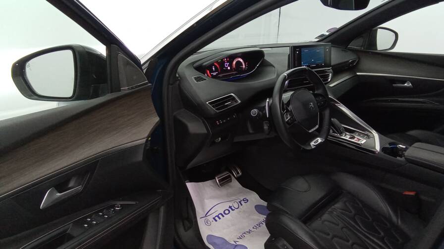 Mandataire Automobile occasion, recherche de Peugeot 5008-puretech-130-eat8-gt-pack-plus-cuir - E-Motors