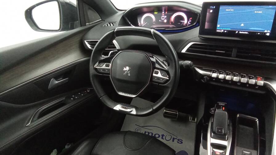 Mandataire Automobile occasion, recherche de Peugeot 5008-puretech-130-eat8-gt-pack-plus-cuir - E-Motors