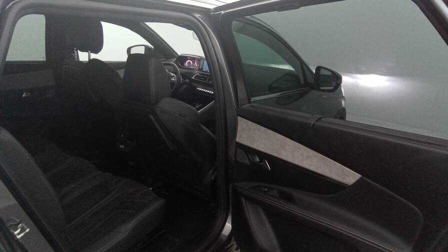 Mandataire Automobile occasion, recherche de Peugeot 5008-puretech-130-eat8-gt-pack - E-Motors