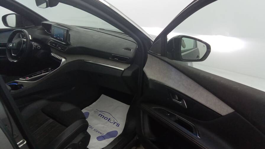 Mandataire Automobile occasion, recherche de Peugeot 5008-puretech-130-eat8-gt-pack - E-Motors