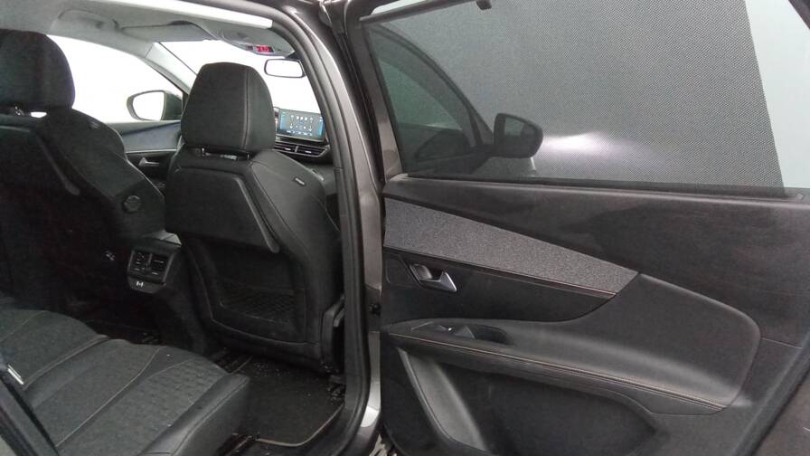 Mandataire Automobile occasion, recherche de Peugeot 5008-puretech-130-eat8-roadtrip-plus-cam-ra360 - E-Motors