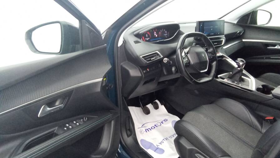 Mandataire Automobile occasion, recherche de Peugeot 5008-puretech-130ch-ss-bvm6-allure - E-Motors