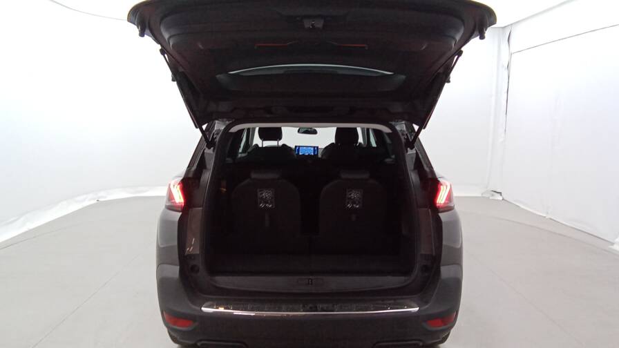 Mandataire Automobile occasion, recherche de Peugeot 5008-puretech-130ch-s-s-eat8-roadtrip - E-Motors