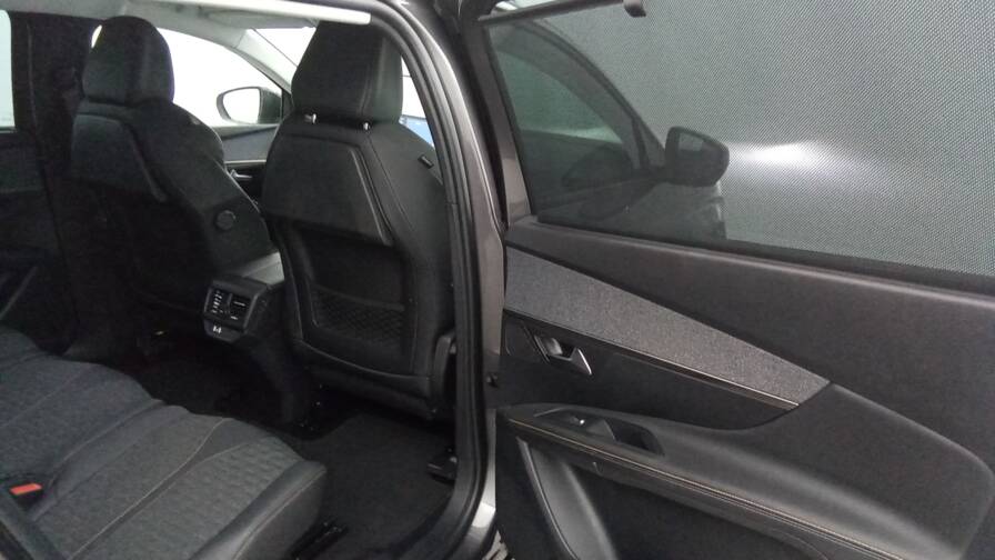 Mandataire Automobile occasion, recherche de Peugeot 5008-puretech-130ch-s-s-eat8-roadtrip - E-Motors