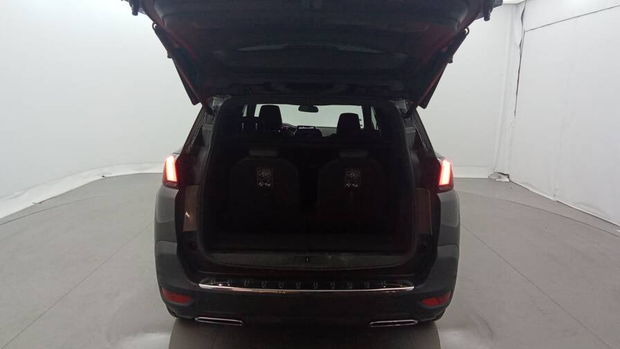 Mandataire Automobile occasion, recherche de Peugeot 5008-puretech-180-eat8-gt-line - E-Motors
