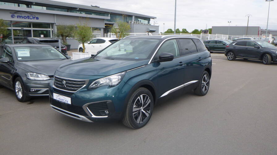 Avis-mandataire-auto-Emotors-Peugeot-5008-Allure-puretech-130s-s-eat8.