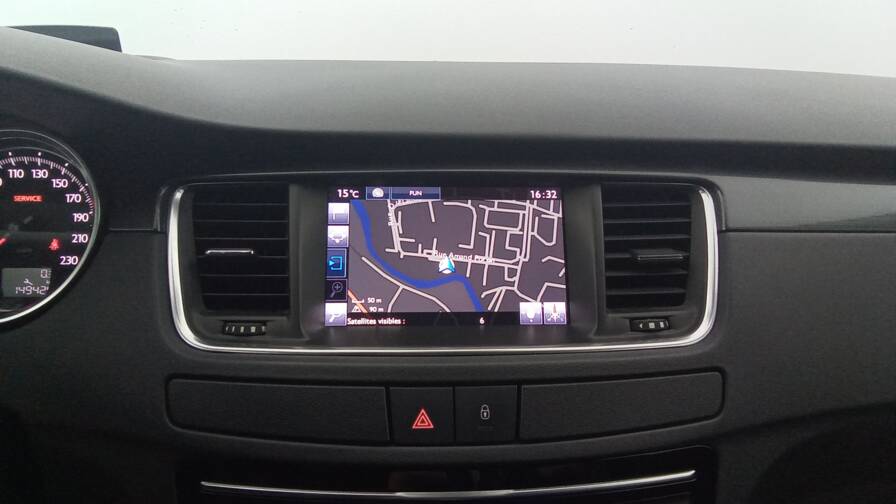 Mandataire Automobile occasion, recherche de Peugeot 508-1-6-bluehdi-120ch-s-s-eat6-allure - E-Motors