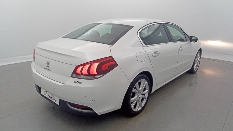 Mandataire Automobile occasion, recherche de Peugeot 508-1-6-bluehdi-120ch-s-s-eat6-allure - E-Motors