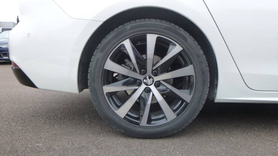 Mandataire Automobile occasion, recherche de Peugeot 508-bluehdi-180-ch-s-s-eat8-gt-line - E-Motors