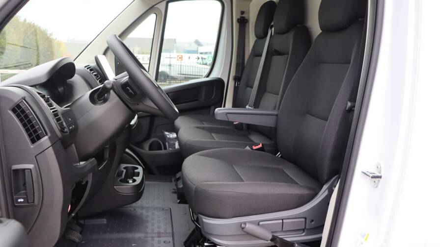 Mandataire Automobile neuf, recherche de Peugeot Boxer-435-l3h2 - E-Motors