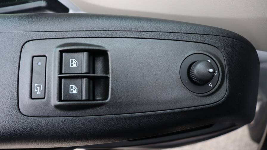 Mandataire Automobile neuf, recherche de Peugeot Boxer-435-l3h2 - E-Motors