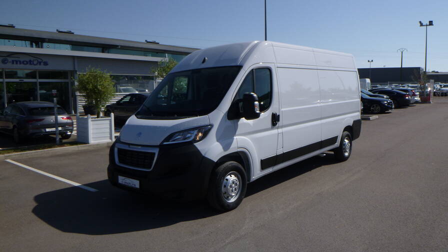 Avis-mandataire-auto-Emotors-Peugeot-Boxer-fourgon-Premium-335-l3h2-bluehdi-140-s-s-plus-portes-270.