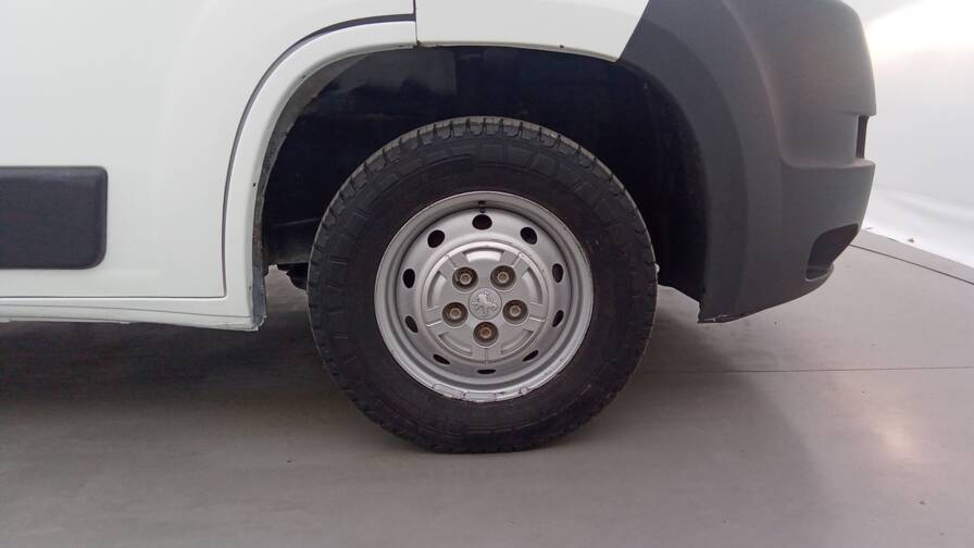 Mandataire Automobile utilitaire, recherche de Peugeot Boxer-tole-333-l2h2-2-2-hdi-110-fap-confort - E-Motors