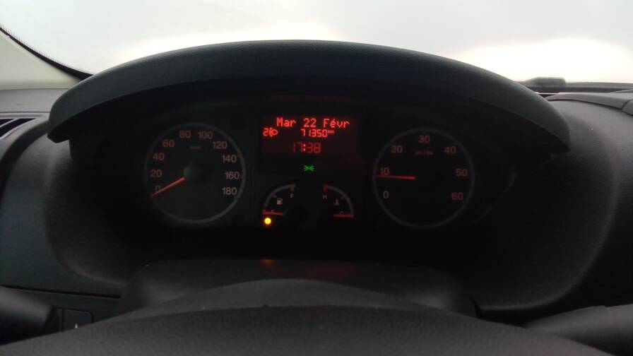 Mandataire Automobile utilitaire, recherche de Peugeot Boxer-tole-333-l2h2-2-2-hdi-110-fap-confort - E-Motors