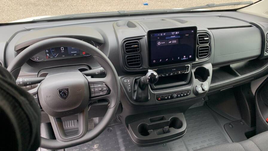 Mandataire Automobile neuf, recherche de Peugeot Boxer-fourgon-tole-3-5-t-l3h2-140-s-s-bva8 - E-Motors