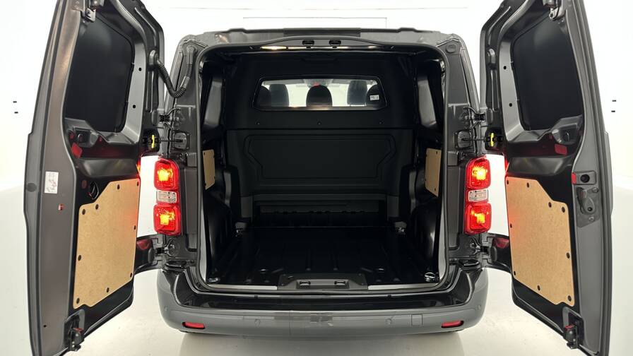 Mandataire Automobile neuf, recherche de Peugeot Expert-ca-m-2-0-bluehdi-180ch-eat8 - E-Motors