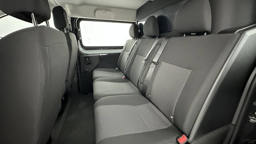 Mandataire Automobile neuf, recherche de Peugeot Expert-ca-m-2-0-bluehdi-180ch-eat8 - E-Motors