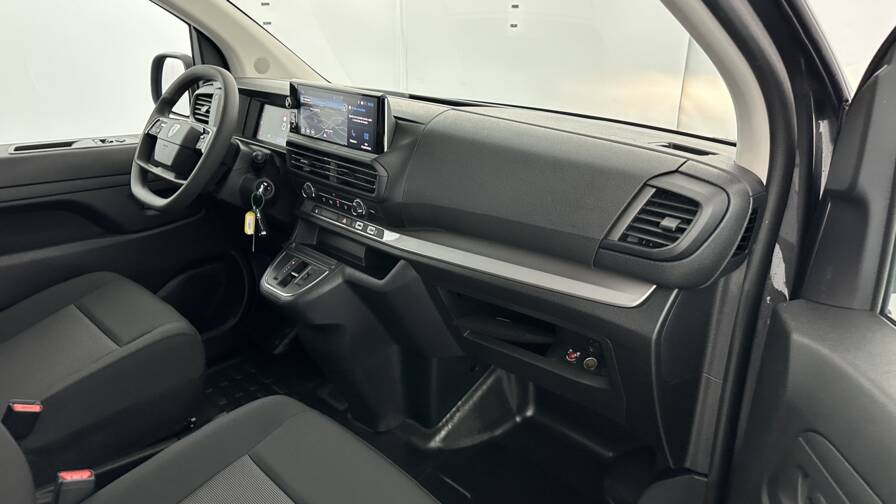 Mandataire Automobile neuf, recherche de Peugeot Expert-ca-m-2-0-bluehdi-180ch-eat8 - E-Motors