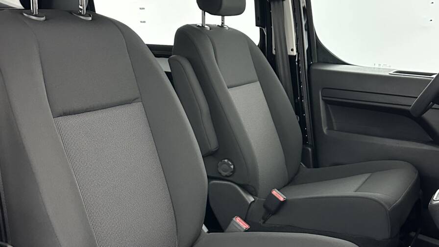 Mandataire Automobile neuf, recherche de Peugeot Expert-ca-m-2-0-bluehdi-180ch-eat8 - E-Motors