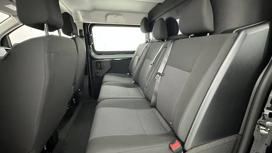 Mandataire Automobile neuf, recherche de Peugeot Expert-ca-m-2-0-bluehdi-180ch-eat8 - E-Motors