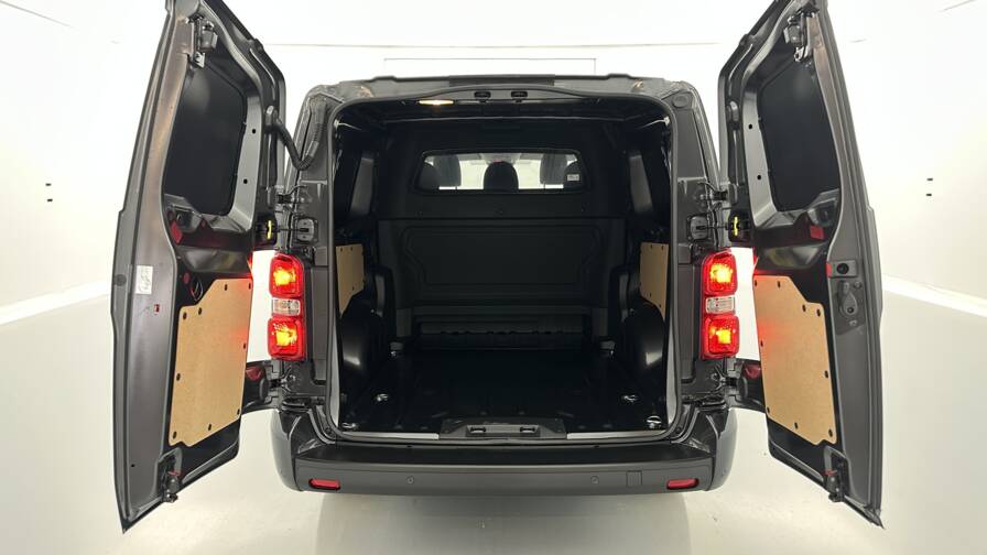 Mandataire Automobile neuf, recherche de Peugeot Expert-ca-xl-2-0-bluehdi-180ch-eat8 - E-Motors