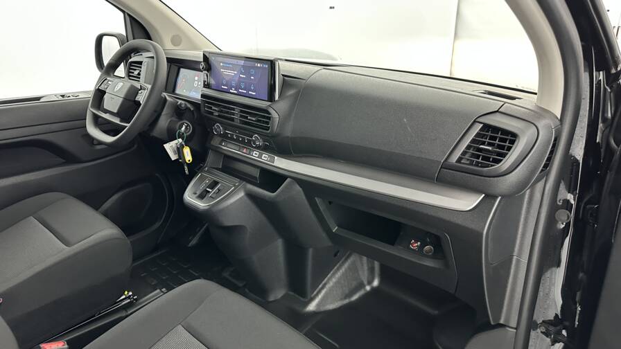 Mandataire Automobile neuf, recherche de Peugeot Expert-ca-xl-2-0-bluehdi-180ch-eat8 - E-Motors