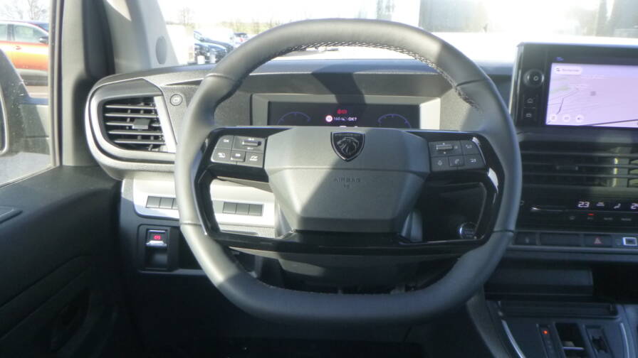 Mandataire Automobile utilitaire, recherche de Peugeot Expert-cabine-approfondie-fixe-xl-bluehdi-180-s-s-eat8-5pl-plus-gps-plus-2-portes-lat-rales-plus-pack-look-plus-led - E-Motors