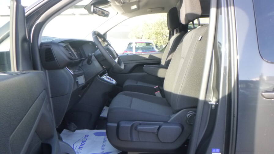 Mandataire Automobile utilitaire, recherche de Peugeot Expert-cabine-approfondie-fixe-xl-bluehdi-180-s-s-eat8-5pl-plus-gps-plus-2-portes-lat-rales-plus-pack-look-plus-led - E-Motors