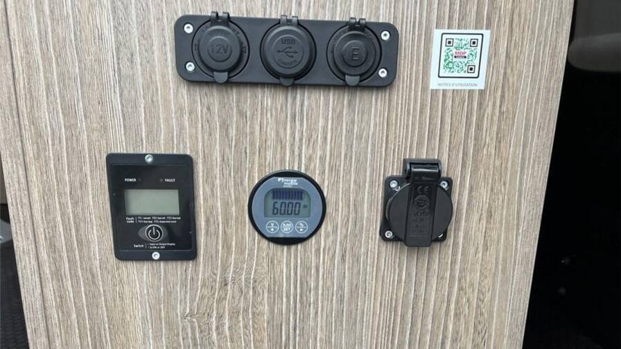 Mandataire Automobile occasion, recherche de Peugeot Expert-fourgon-fgn-tole-standard-1-5-bluehdi-120-s-s-bvm6-asphalt - E-Motors