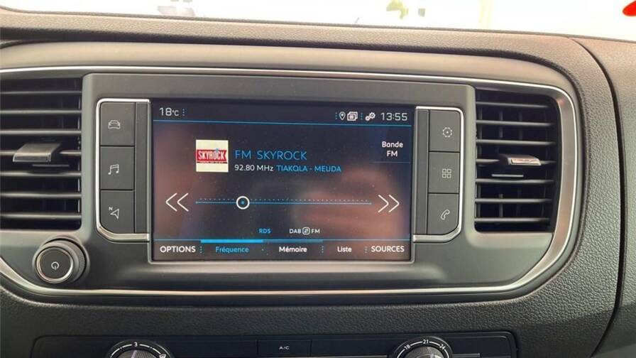 Mandataire Automobile occasion, recherche de Peugeot Expert-fourgon-fgn-tole-standard-1-5-bluehdi-120-s-s-bvm6-asphalt - E-Motors