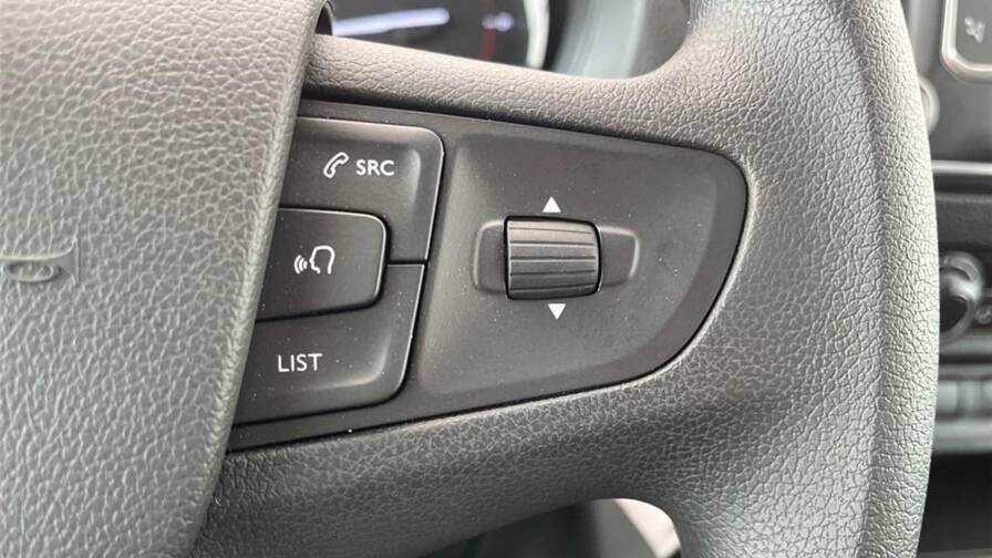 Mandataire Automobile occasion, recherche de Peugeot Expert-fourgon-fgn-tole-standard-1-5-bluehdi-120-s-s-bvm6-asphalt - E-Motors