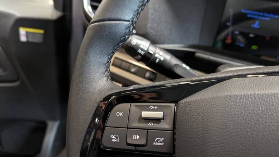 Mandataire Automobile neuf, recherche de Peugeot Expert-fourgon-expert-fgn-m-bluehdi-180-s-s-eat8 - E-Motors