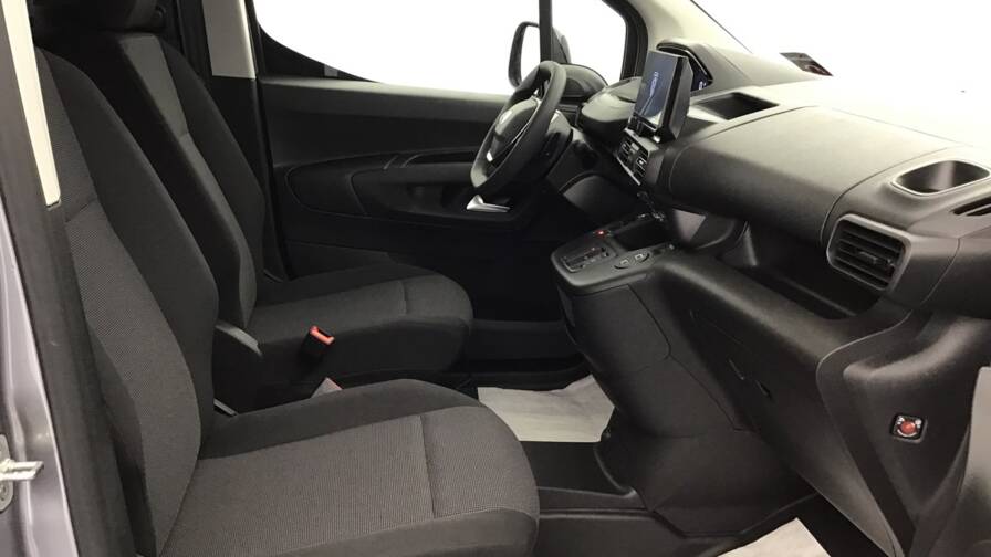 Mandataire Automobile occasion, recherche de Peugeot Partner-fourgon-m-1000-kg-bluehdi-130-s-s-eat8 - E-Motors