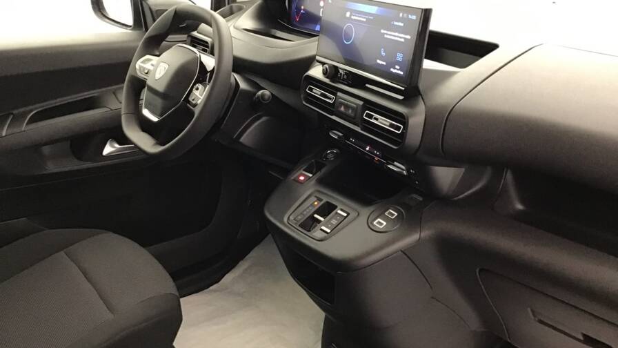 Mandataire Automobile occasion, recherche de Peugeot Partner-fourgon-m-1000-kg-bluehdi-130-s-s-eat8 - E-Motors