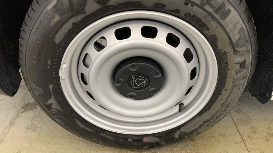 Mandataire Automobile neuf, recherche de Peugeot Partner-fourgon-m-650-kg-bluehdi-100-s-s-bvm6 - E-Motors