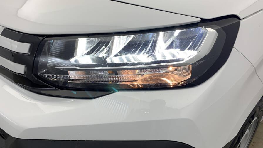 Mandataire Automobile neuf, recherche de Peugeot Partner-fourgon-m-650-kg-bluehdi-100-s-s-bvm6 - E-Motors