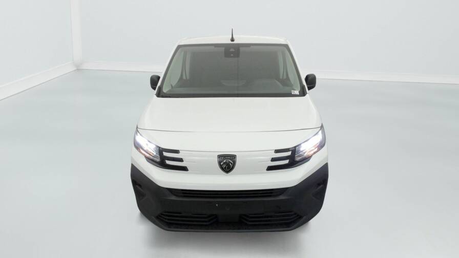 Mandataire Automobile neuf, recherche de Peugeot Partner-fourgon-m-650-kg-bluehdi-100-s-s-bvm6 - E-Motors